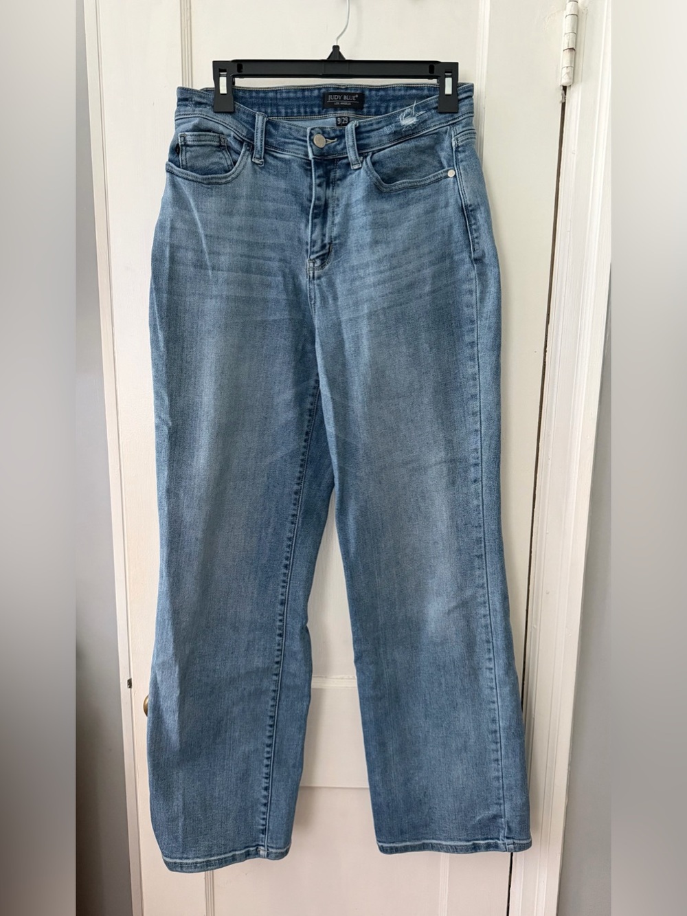 Judy Blue Straight Leg Jeans